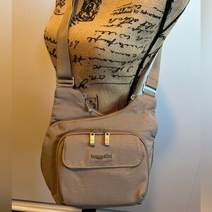 Baggallini Beige Crossover Crossbody